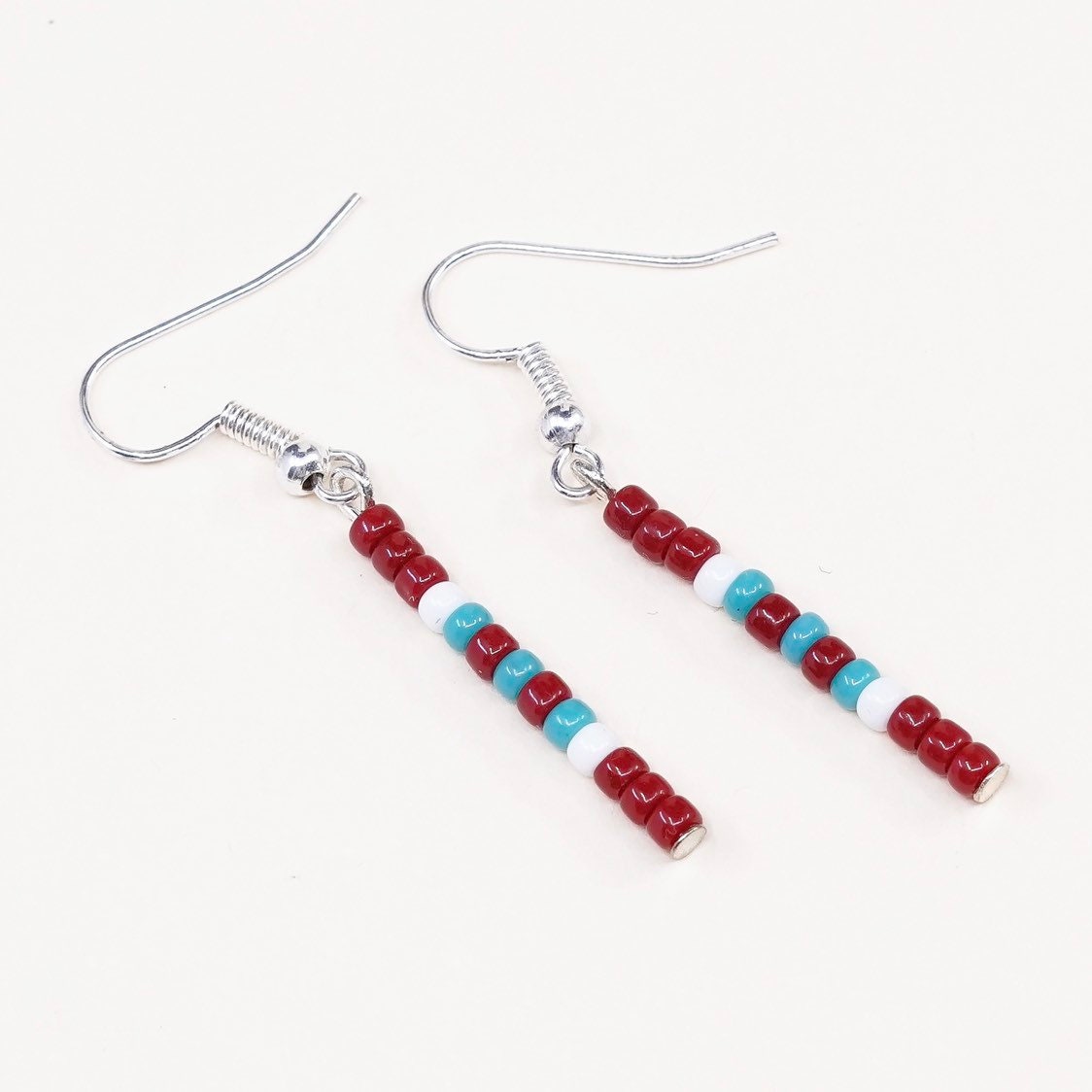 Vintage | 000335 Sterlingsilber Ohrringe, 925 Mexiko Silber Mit Türkisen Und Roten Korallenperlen, Handgemachter Südwest Stil, Gestempelt von HerasJewel