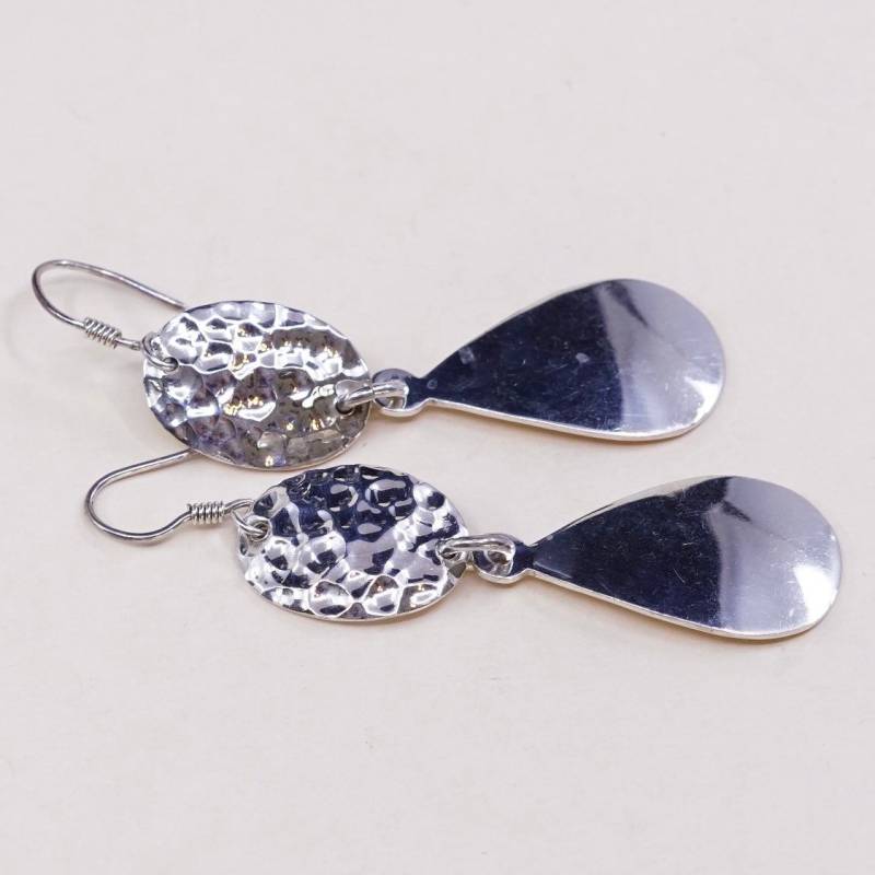 Vintage | 000859 Sterling Silber Handgemachte Ohrringe, Riesige 925 Tropfen Baumeln Mit Gehämmerter Textur, Gestempelt von HerasJewel