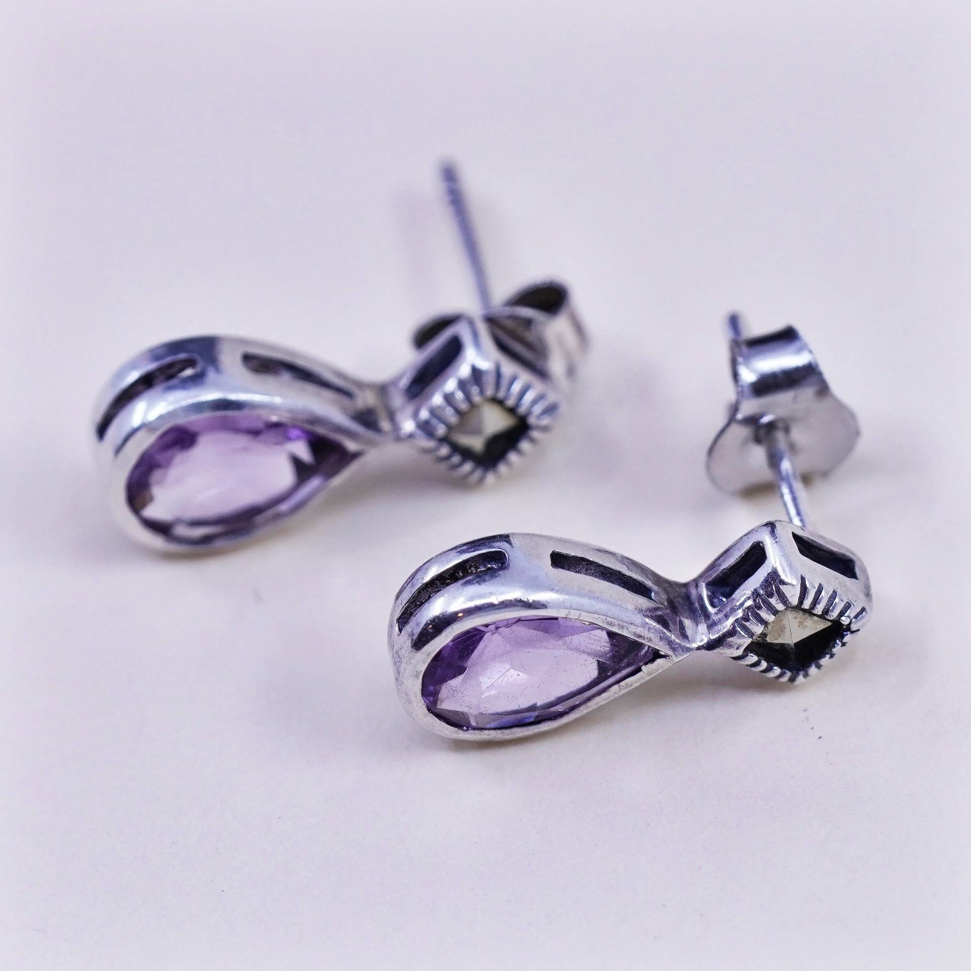 Vintage Dbj Moderne Sterling Silber Handgemachte Ohrringe, 925 Mit Tropfen Amethyst Und Markasite, Gestempelt von HerasJewel