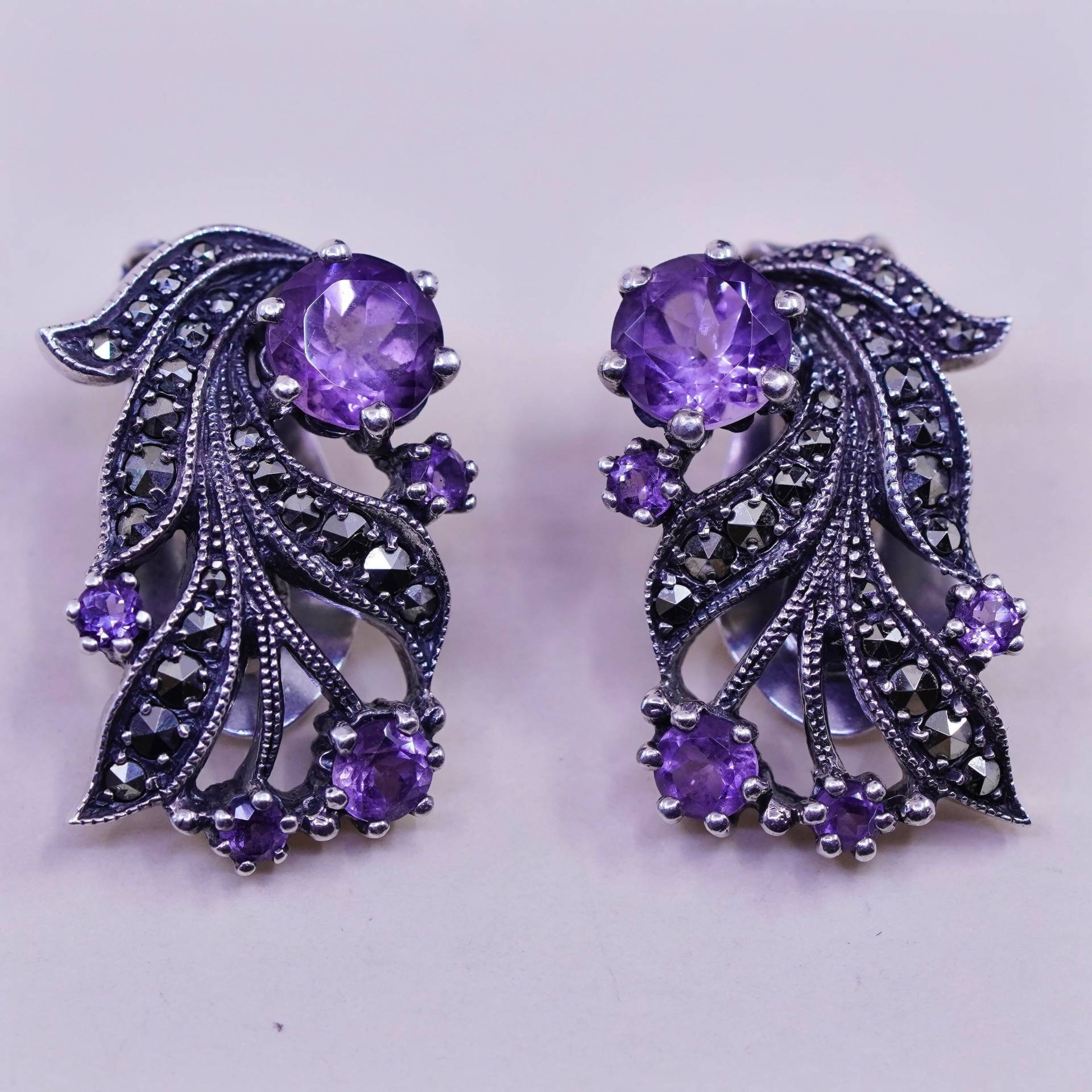 Vintage Sterling 925 Silber Handgemachte Blatt Ohrclips Mit Amethyst Und Markasite, Gestempelt Vintage Signiert 79 von HerasJewel