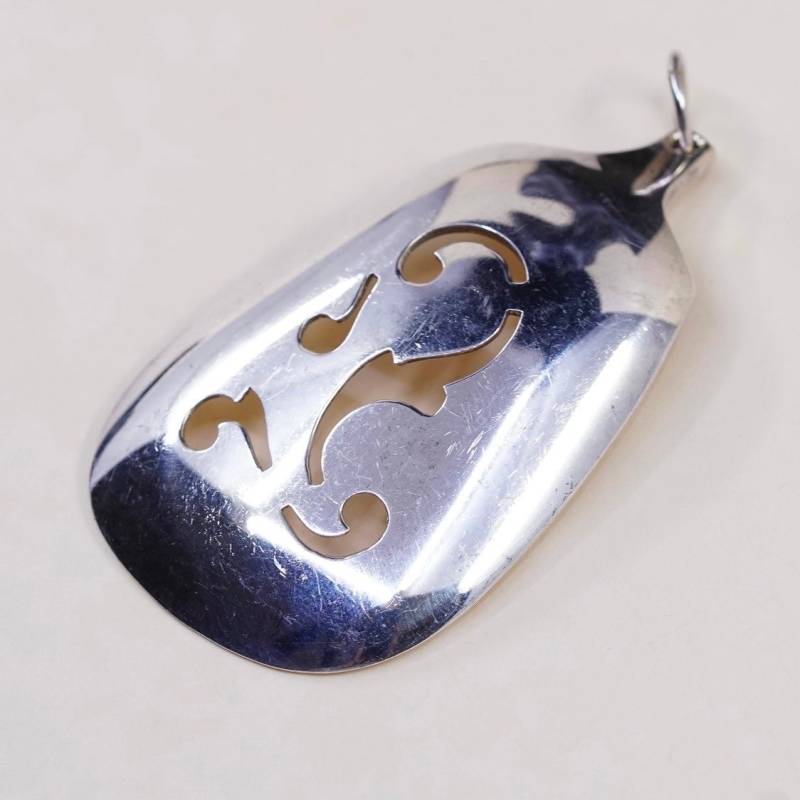 Vintage Sterling Silber Anhänger Mit Ausgeschnittenem Muster, 925Er Charm, Geprüft von HerasJewel