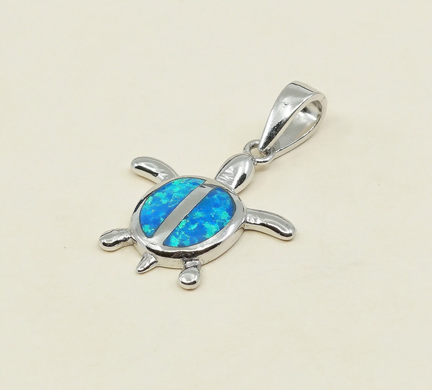 Vintage Sterling Silber Handgefertigte Anhänger, 925 Meeresschildkröte Anhänger Mit Opal Inlay, Gestempelt von HerasJewel