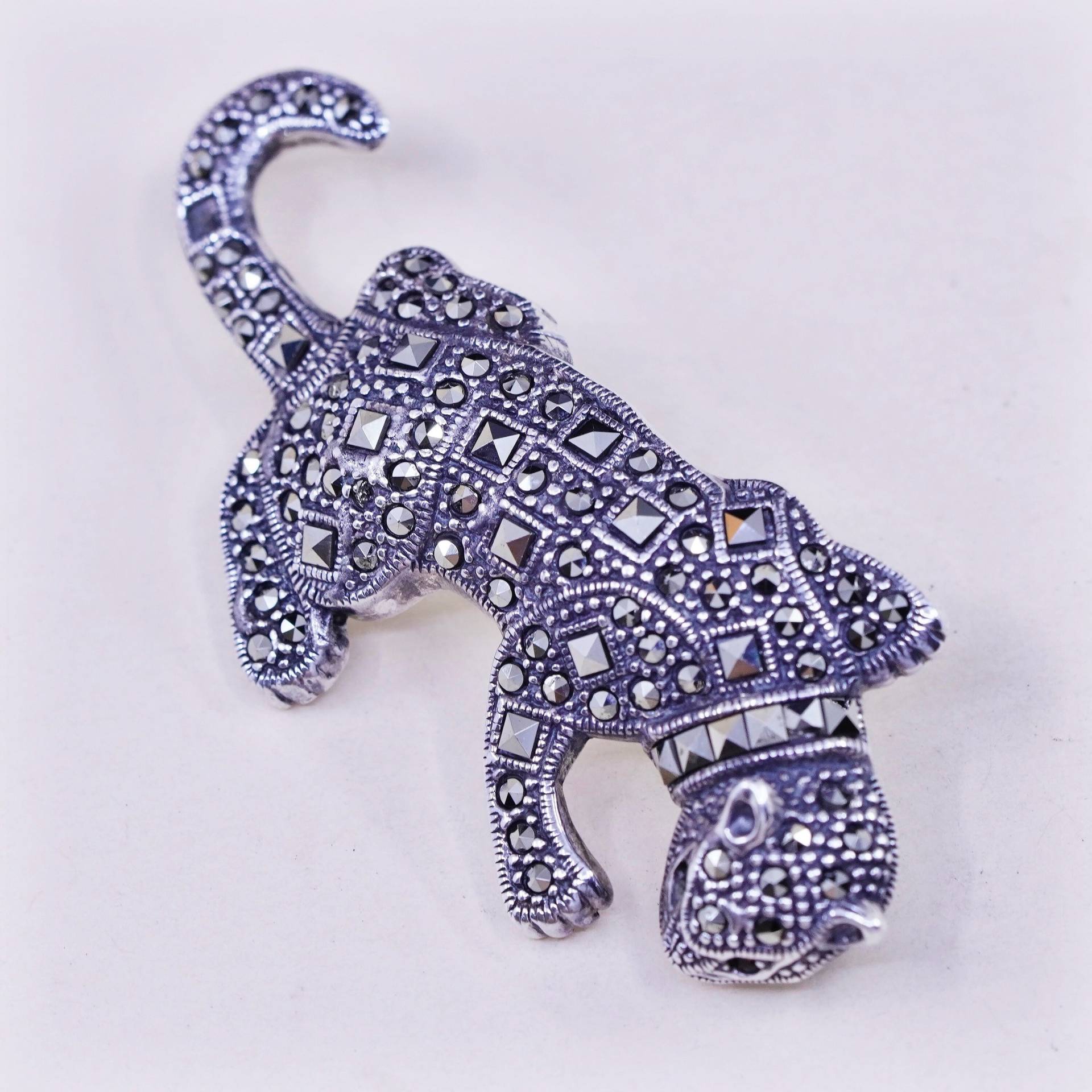 Vintage Sterling Silber Handgemachte Brosche, 925 Katze Leopard Puma Mit Markasite Rubin, Gestempelt von HerasJewel