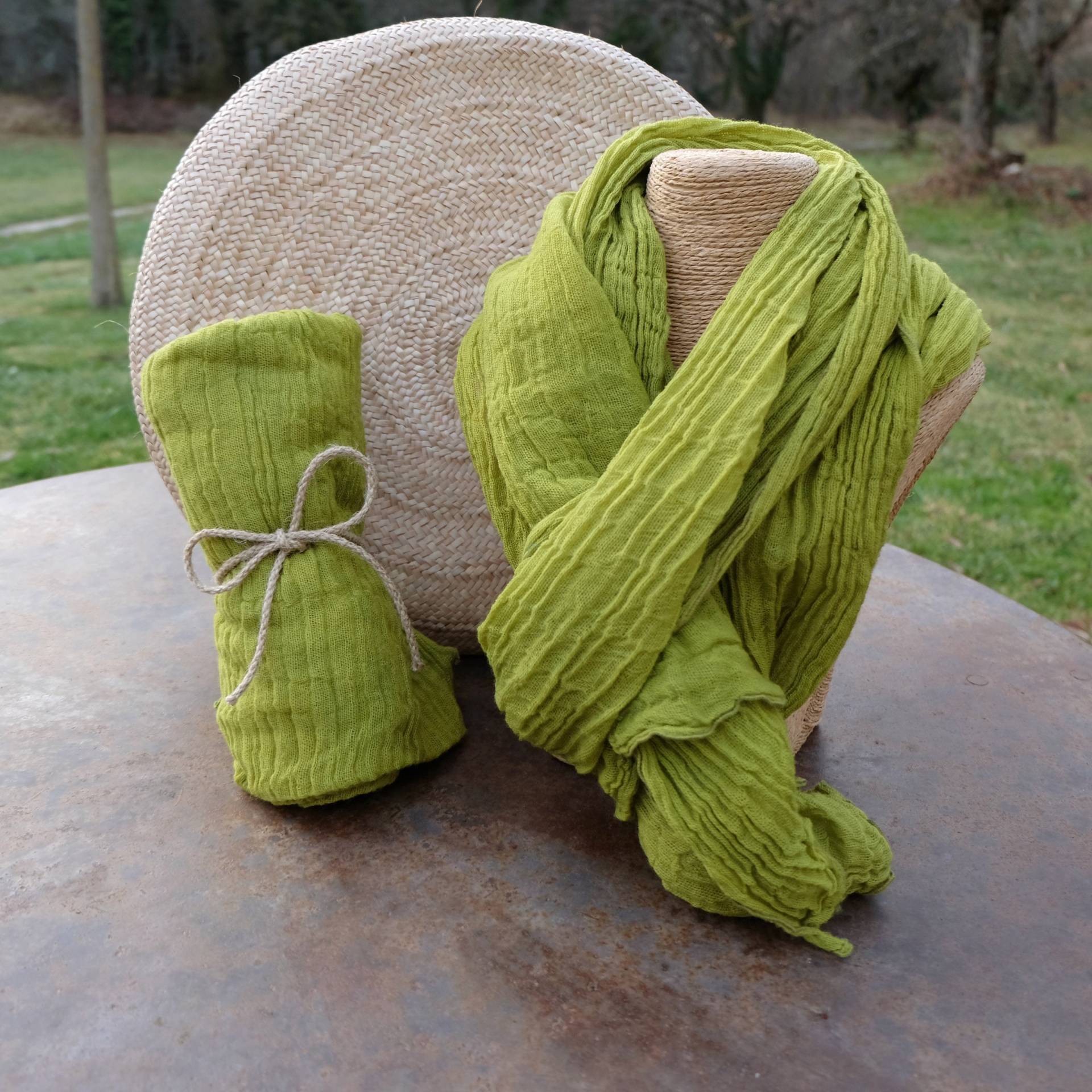 Schleier Der Faltige Wolle - Grün Klar Indigo Und Gaude von HerbierACouleur