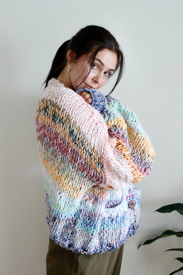Grobstrick Handgestrickte Strickjacke, Gemütliche Sonnenuntergang Grobstrick Handgestrickte Strickjacke, Gemütliche Sonnenuntergang von HereYouAreUK