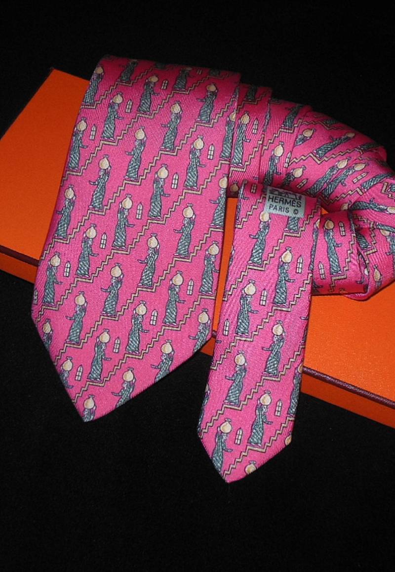 Hermès-Krawatte/Seltene Rosenseidenkrawatte Hermes Hermès-Krawatte/Seltene Rosenseidenkrawatte Hermes von HermesScarvesLuxury