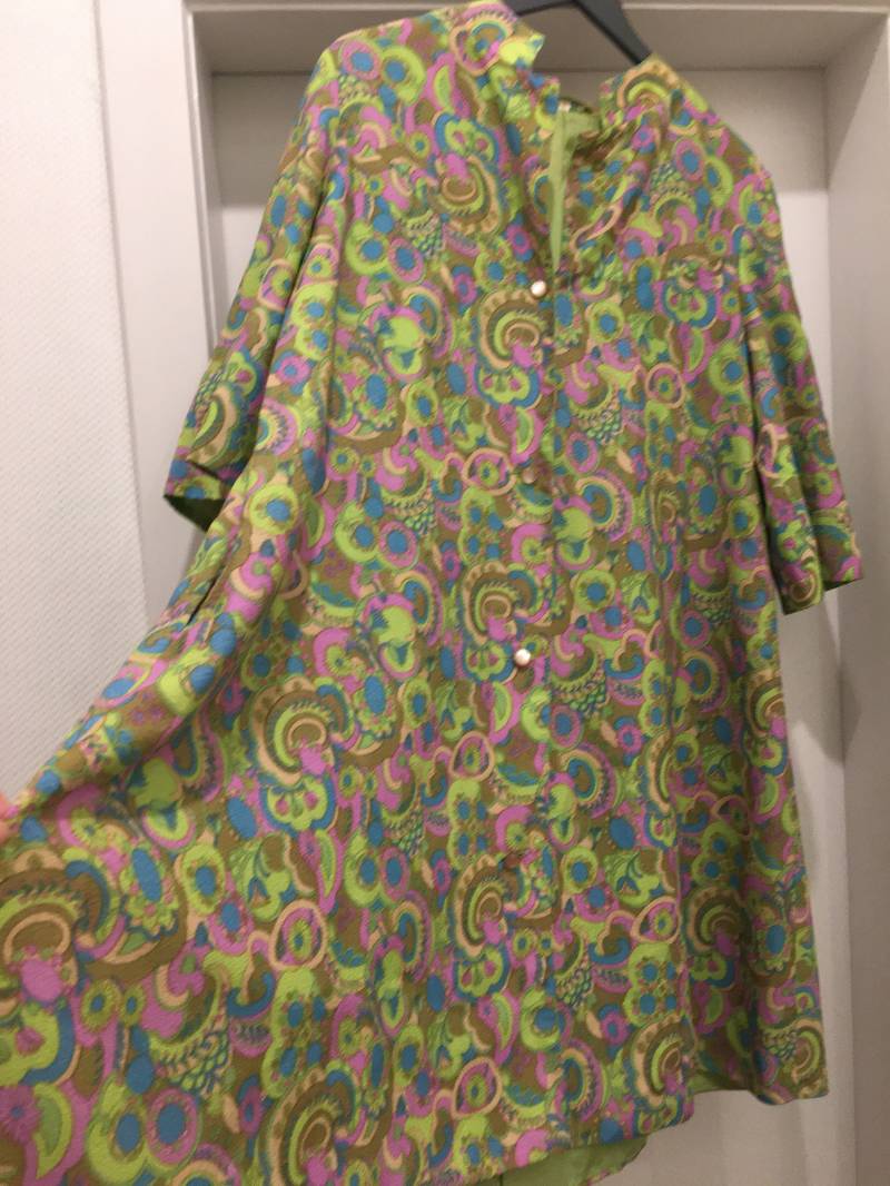 Morgenmantel, Original Aus Den 60Er Jahren, Crepe Georgette Stoff Morgenmantel, Original Aus Den 60Er Jahren, Crepe Georgette Stoff von HerminaBoutique