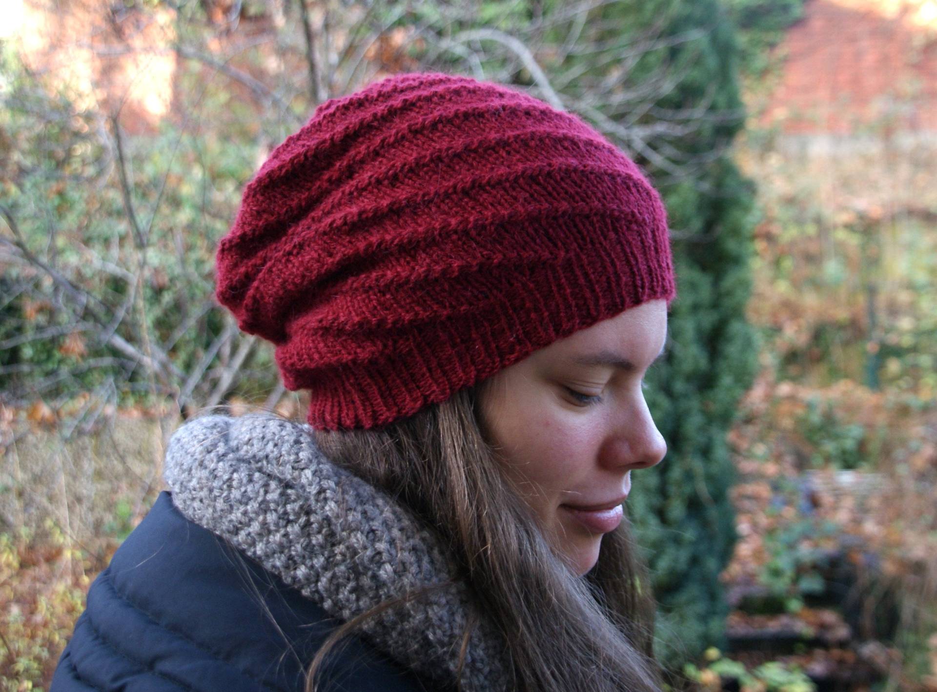 Edle Alpaka Beanie Rot, Wendemütze, One Size, Handgestrickt von HerminesAtelier