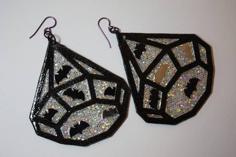 Batty Ohrringe von HermitQueen