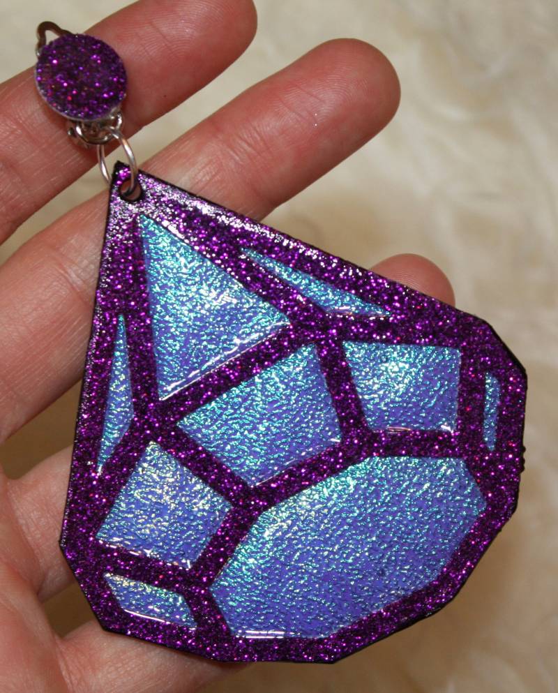 Prickelnde Clip Auf Ohrringe von HermitQueen