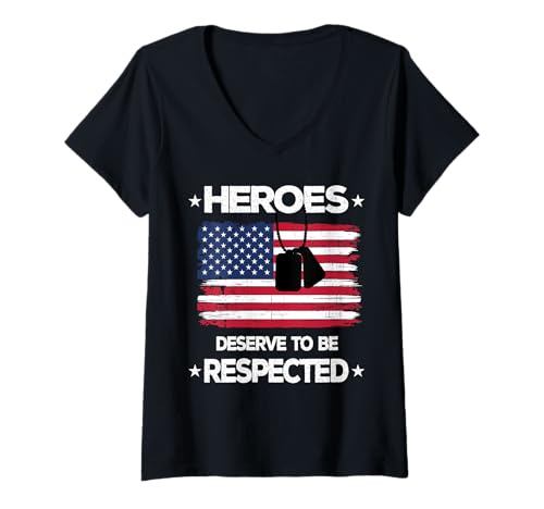 Damen Helden verdienen es, respektiert zu Werden. Protest unter der Flagge der Patrioten T-Shirt mit V-Ausschnitt Damen Helden verdienen es, respektiert zu Werden. Protest unter der Flagge der Patrioten T-Shirt mit V-Ausschnitt von Heroes Deserve To Be Respected Veterans Apparel