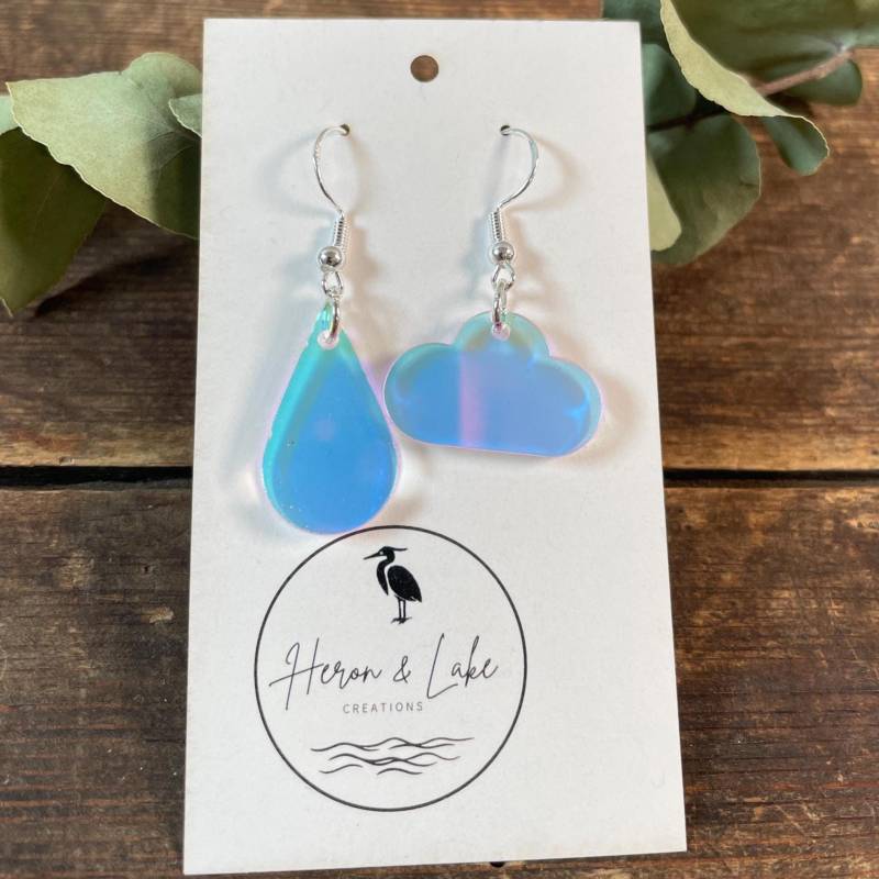 Wolke Ohrring & Regentropfen/Norddeutsche Ohrringe Charms Suncatcher Acryl Geschenkidee Hamburg Meteorologen von HeronAndLake