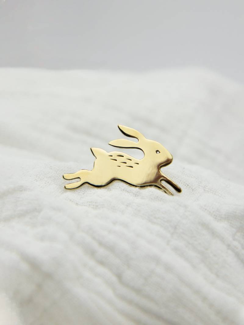 Handgemachte Hase Brosche, Gold Pin, Brosche Handgemachte Hase Brosche, Gold Pin, Brosche von HerreraJewellery