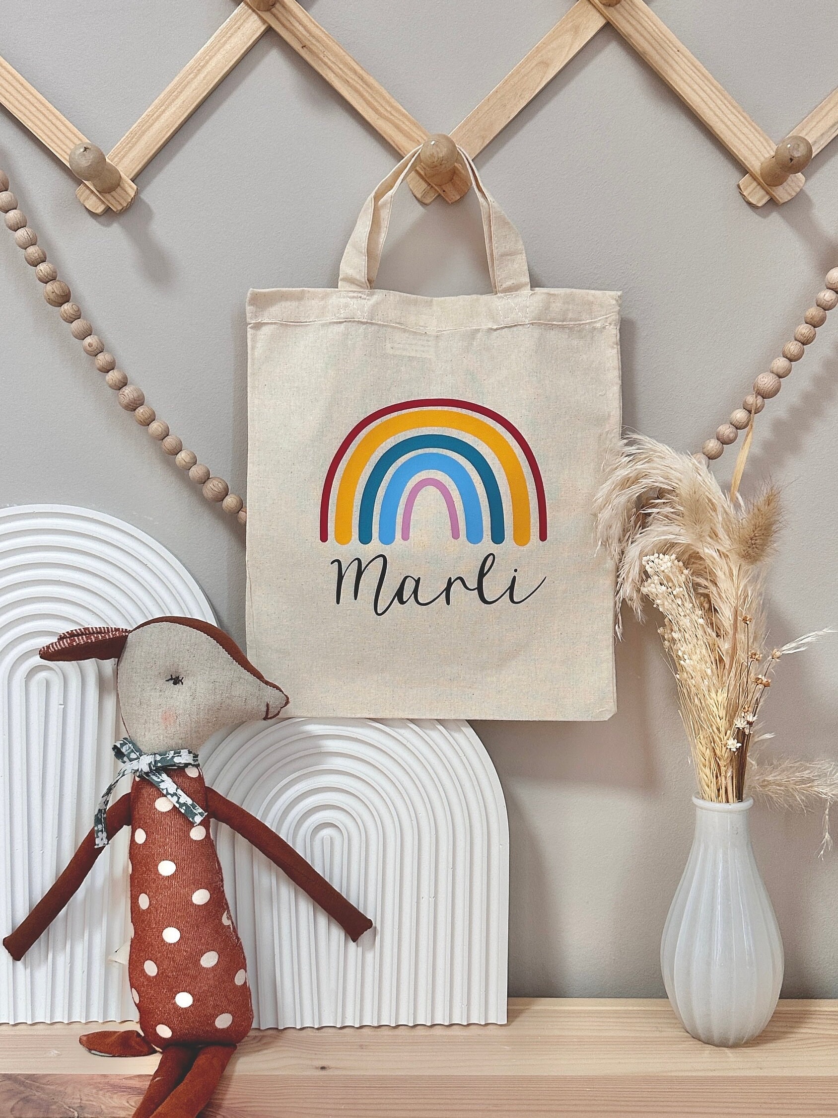 Personalisierter Stoffbeutel | Name Freundebuch Kindergarten Wechselkleidung Mitgebsel Tasche Geschenktasche Regenbogen Personalisierter Stoffbeutel | Name Freundebuch Kindergarten Wechselkleidung Mitgebsel Tasche Geschenktasche Regenbogen von HerrlichbyLuisa