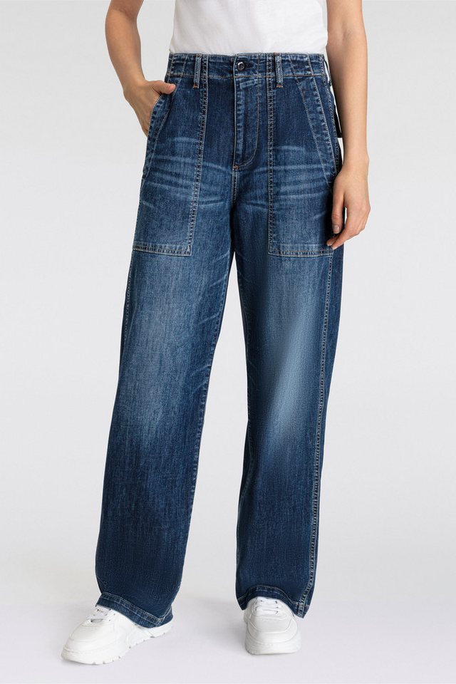 Herrlicher 5-Pocket-Jeans Fatique Women Wide Recycled Light Denim mit großen aufgesetzten Taschen Herrlicher 5-Pocket-Jeans Fatique Women Wide Recycled Light Denim mit großen aufgesetzten Taschen von Herrlicher