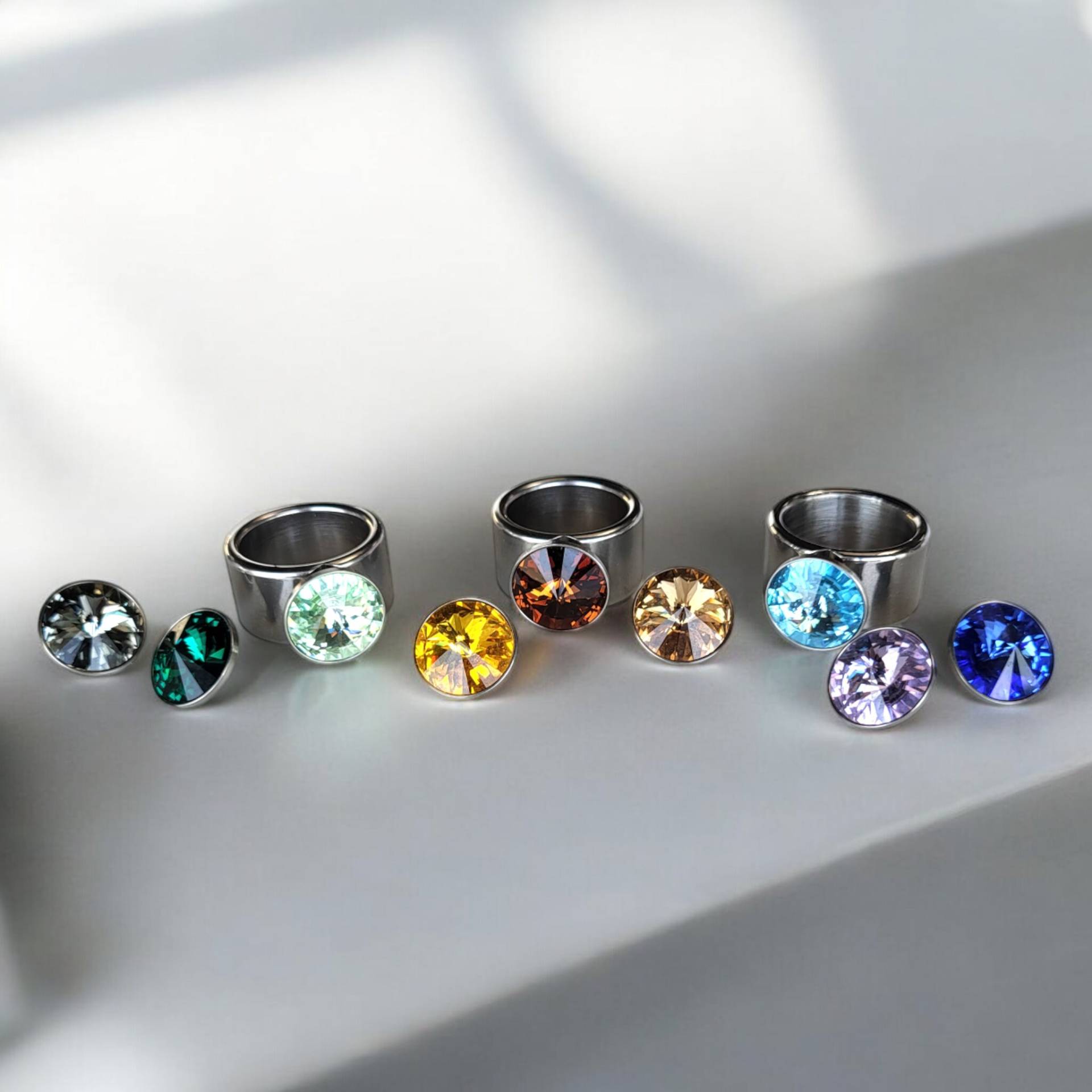 Herratho Wechselring 3Er Set Edelstahl, Veredelt Mit Swarovski Kristallen | Kristallring, Wählbar in Drei Varianten Made Germany Herratho Wechselring 3Er Set Edelstahl, Veredelt Mit Swarovski Kristallen | Kristallring, Wählbar in Drei Varianten Made Germany von HerrmannVertrieb