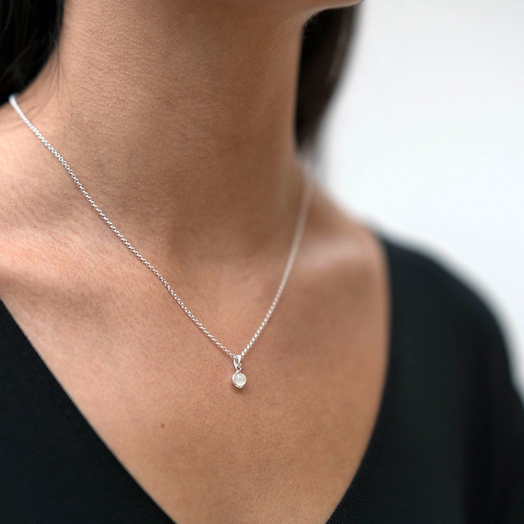 Juni Birthstone Mondstein Silber Halskette von HerseyAndSon