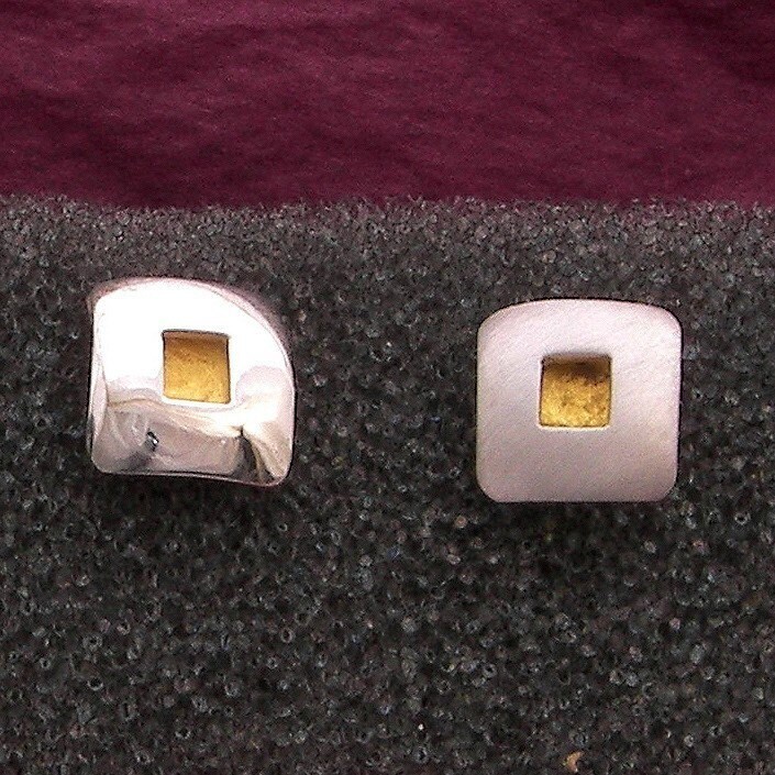 24 Karat Gold Quadrat Mit Argentium Sterling Silber Abdeckung von HershalWiggins
