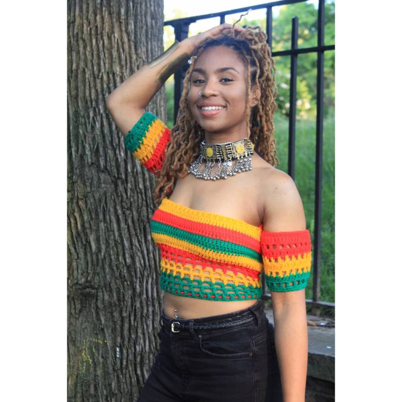 Rot, Gold, Grün Vom Schulter Top von HerueKnits