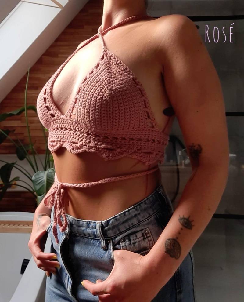 Crop Top Aus 100% Leinen Auf Bestellung Bayern // Festival Bralette Häkeltop Mit Verschiedenen Tragevarianten Coachella Boho von HerzBoutique