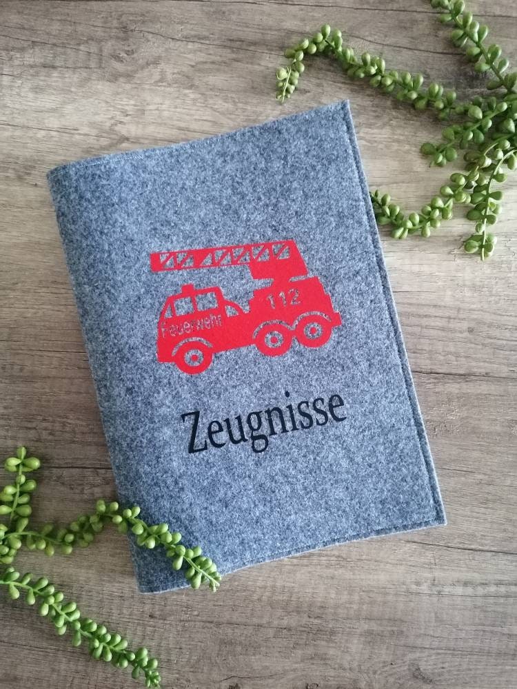 Zeugnissmappe Aus Filz Feuerwehr Hefter Kinder Schule Geschenk Einschulung Zeugnissmappe Aus Filz Feuerwehr Hefter Kinder Schule Geschenk Einschulung von Herzallerliiiebst