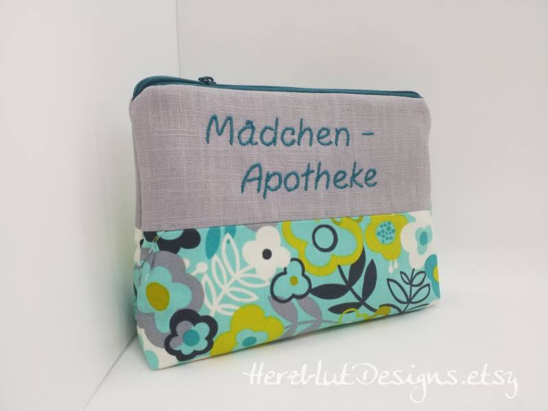 Mädchen #apotheke, Notfalltäschchen, Mädchenkram Gr M -Kosmetiktäschchen von HerzblutDesigns