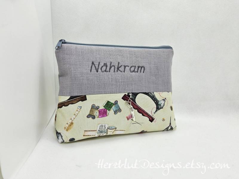 Nähkram Täschchen Gr.m Mit Verschiedenen Nähanhänger, Nähutensilo, Organizer, Notfalltäschchen von HerzblutDesigns