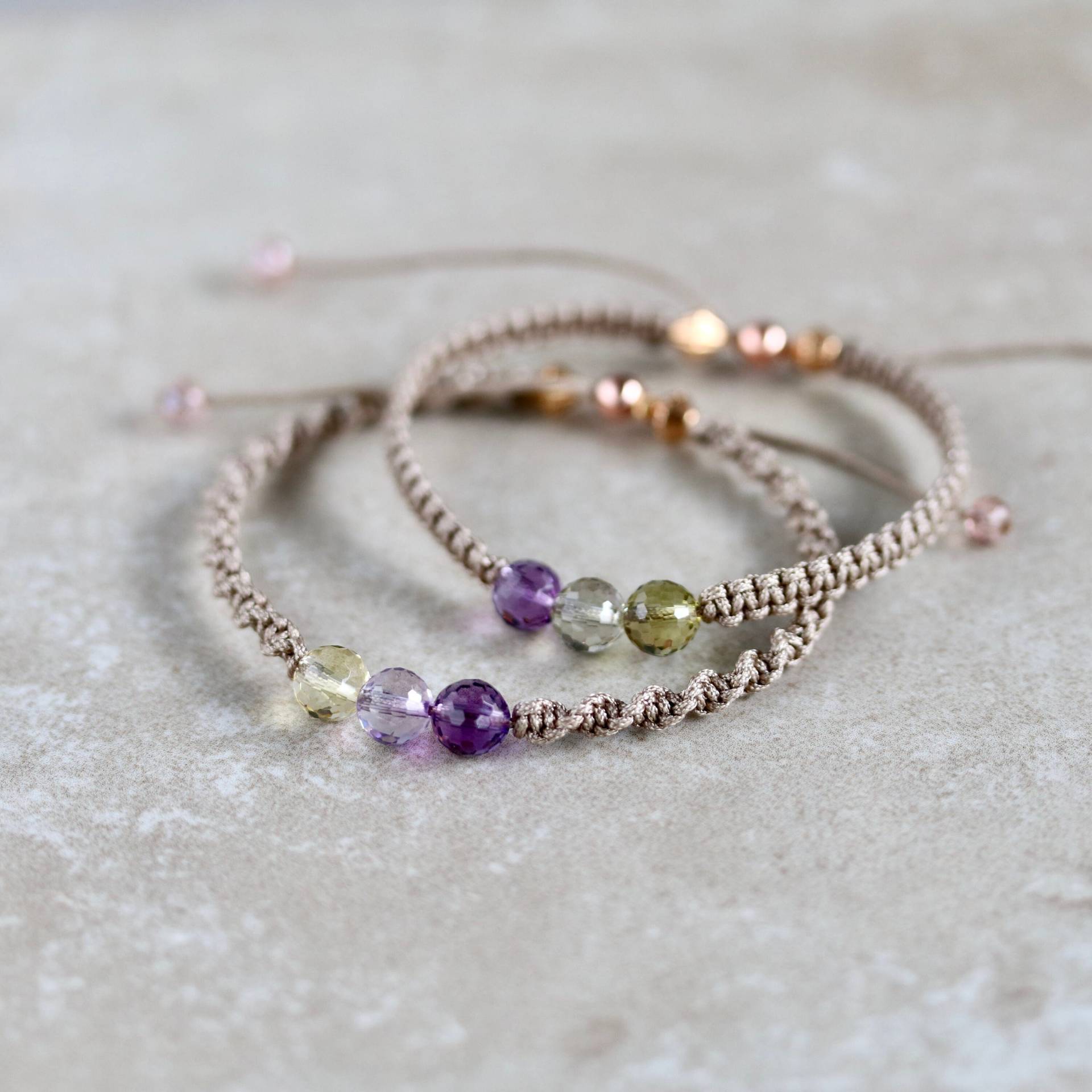 Ametrin Makramee Armband, Energie Filigran, Elegant, Yoga Meditation Schmuck, Besondere Geschenk Idee Für Sie von Herzbote