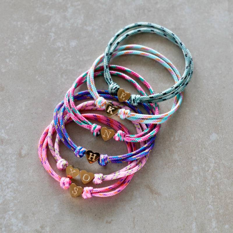 Surfer Armband Mit Edelstahl Herz-Buchstabenperlen, Verstellbares Freundschaftsarmband, Personalisierbares Armbad, Geschenkidee Für Sie von Herzbote