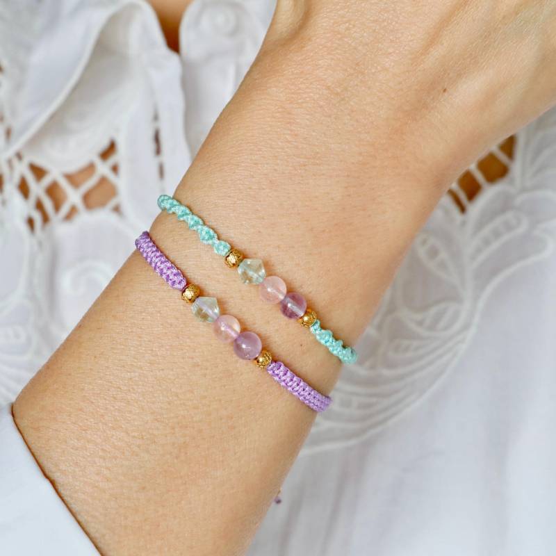 Zarte Edelstein Makramee Armband Aus Rosenquarz Amethyst Fluorit, Hochwertige Materialien, Schöne Geschenkidee Für Sie Zarte Edelstein Makramee Armband Aus Rosenquarz Amethyst Fluorit, Hochwertige Materialien, Schöne Geschenkidee Für Sie von Herzbote