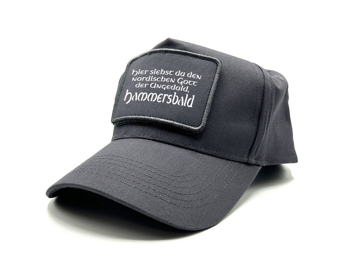 Herzbotschaft Baseball Cap Schirmmütze mit Spruch auf Patch Hier siehst du den Nordischen Gott One Size durch verstellbaren Klip-Verschluss von Herzbotschaft