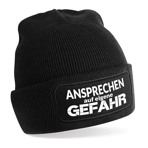 Herzbotschaft Beanie Strickmütze mit Spruch | Ansprechen auf eigene Gefahr | schwarz | Unisex SoftTouch angenehm weiche und warme Wintermütze | OneSize Einheitsgröße für Erwachsene von Herzbotschaft