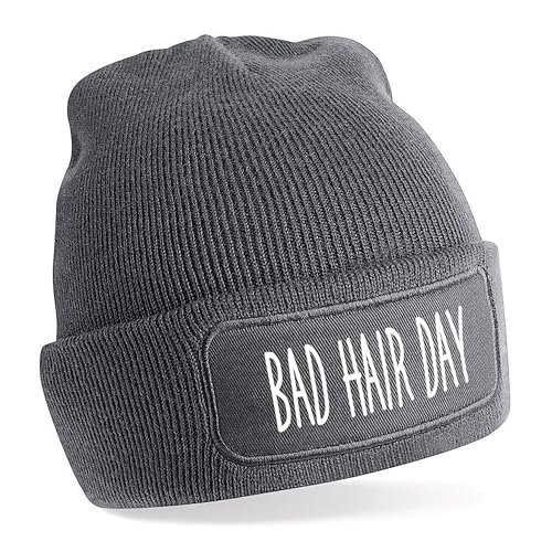 Herzbotschaft Beanie Strickmütze mit Spruch | Bad Hair Day | grau | Unisex SoftTouch angenehm weiche und warme Wintermütze | OneSize Einheitsgröße für Erwachsene von Herzbotschaft