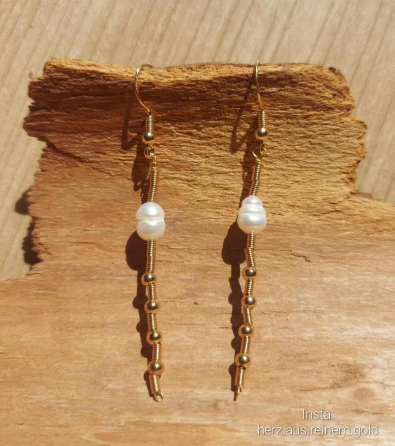 Echte Barock Perlen Weiß Süßwasserperle Ohrringe 925 Silber Perle Unikat Vergoldet/Schmuck Geschenk Love Beziehung Romantisch Feminin Echte Barock Perlen Weiß Süßwasserperle Ohrringe 925 Silber Perle Unikat Vergoldet/Schmuck Geschenk Love Beziehung Romantisch Feminin von HerzderMonstera