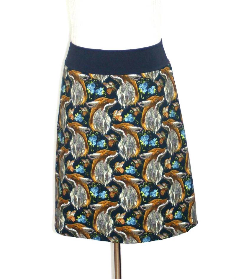 Sweat-Jerseyrock Füchse Wie Gestickt Auf Dunkelblau, A-Form, Knielang, Sweatjersey/French Thierry Xs-Xl von HerzensKleiderStoffe