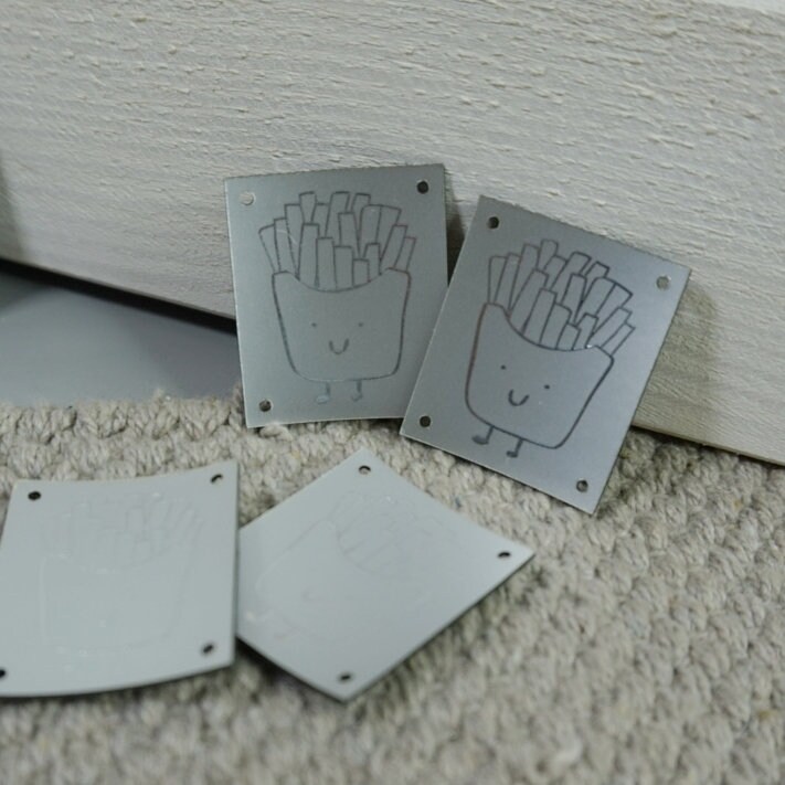 Aufnäher "Pommesfreund" - Applikation Label Etikett Patch Fries Fast Food Pommesliebe Pommesfreund von HerzensgeschenkebyDB