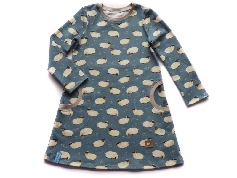 Kleid Mädchen Schafe Geschenk Geburtstag von HerzenskinderDesign