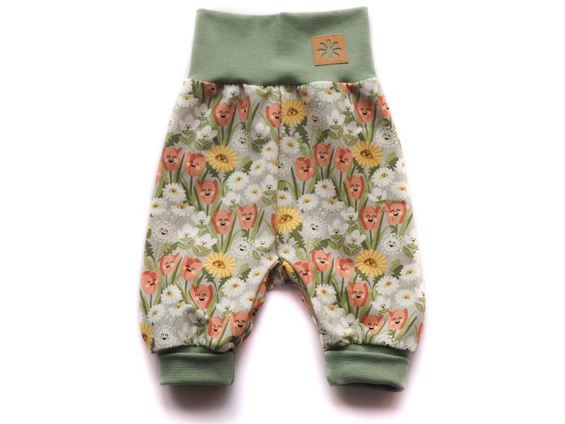 Pumphose Blumen Grün Geburt Baby von HerzenskinderDesign