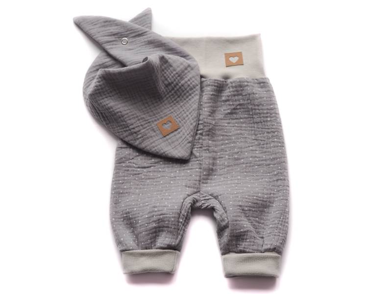 Pumphose Halstuch Musselin Grau Punkte von HerzenskinderDesign