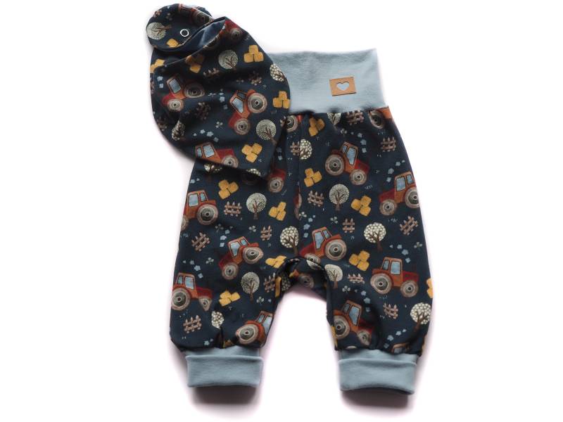 Pumphose Halstuch Trecker Bauernhof Geburt Baby von HerzenskinderDesign