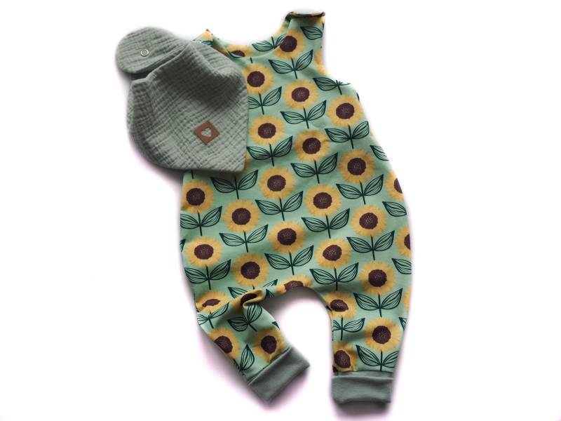 strampler Halstuch Musselin Sonnenblumen Geburt Baby von HerzenskinderDesign