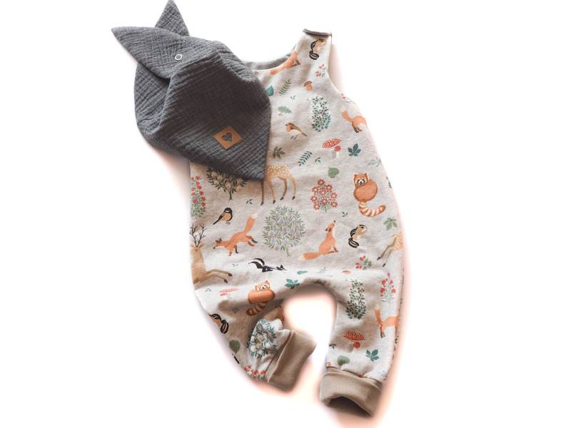 strampler Halstuch Musselin Wald Tiere Geburt Baby von HerzenskinderDesign