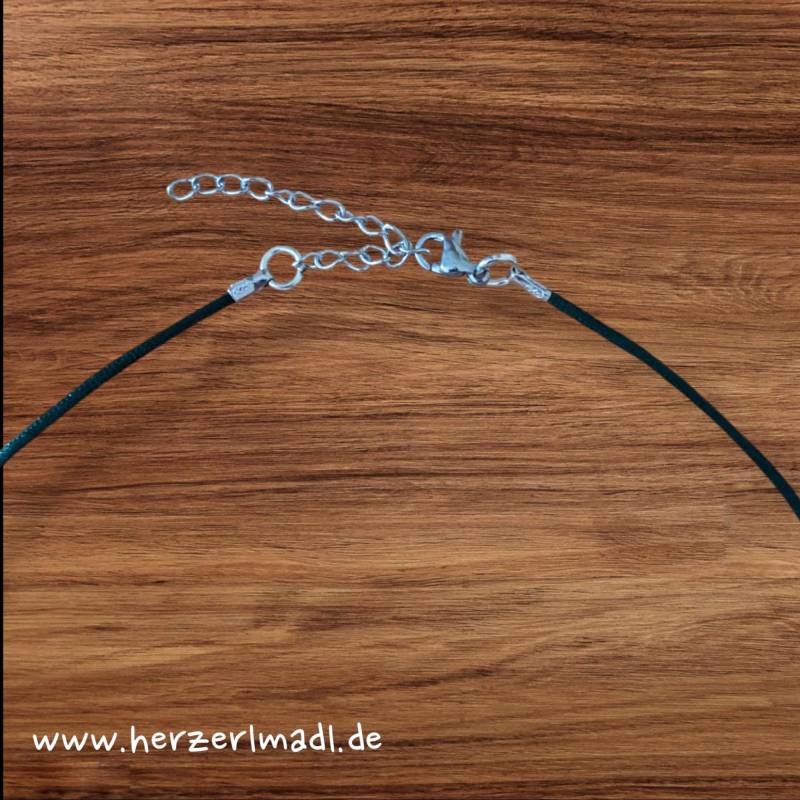 Kettenband Satinschnur in Wunschfarbe von Herzerlmadl