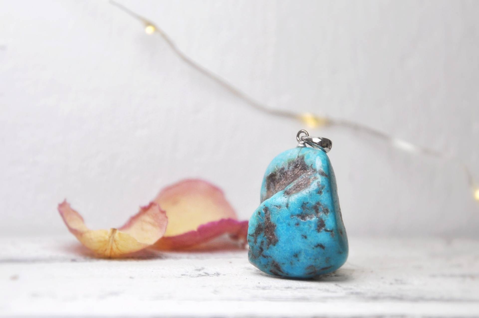 Türkis Anhänger - Silber | Naturstein Rustkaler Stil Rohstein Herzgöttin Türkis Anhänger - Silber | Naturstein Rustkaler Stil Rohstein Herzgöttin von Herzgoettin