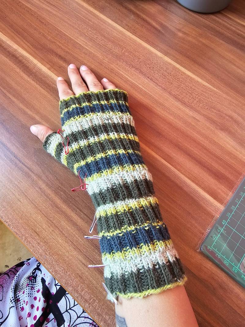 Handstulpen Handstulpen von HerzlichesGenadel