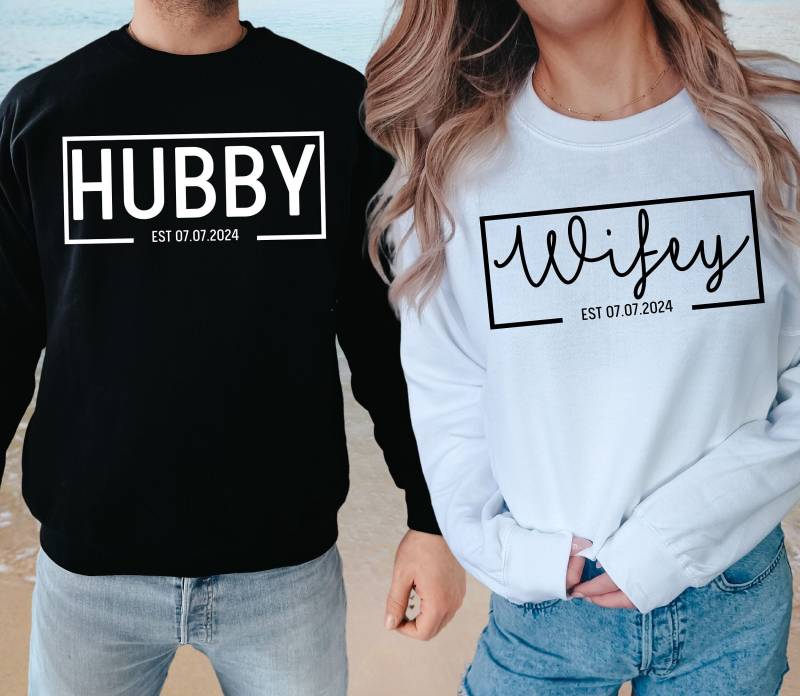 Benutzerdefinierte Wifey Hubby Sweatshirts, Personalisierte Braut Crewneck, Mrs Sweatshirt, Pullover, Paar Frau Ehemann Geschenk von Herzlichmanufaktur