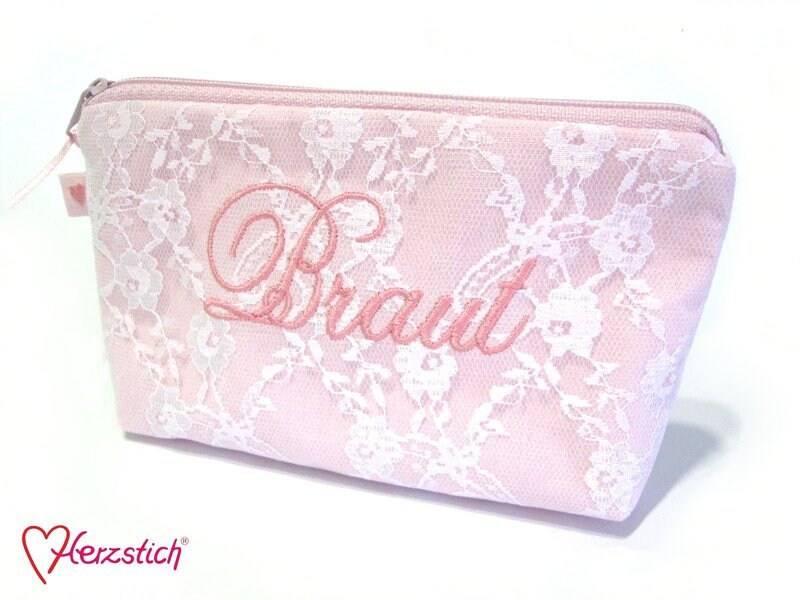 Kosmetiktäschchen "Braut" Mit Feiner Spitze Kosmetiktäschchen "Braut" Mit Feiner Spitze von Herzstich