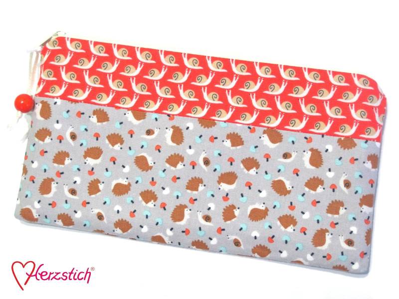 Schmink-/Federmäppchen Schmink-/Federmäppchen von Herzstich