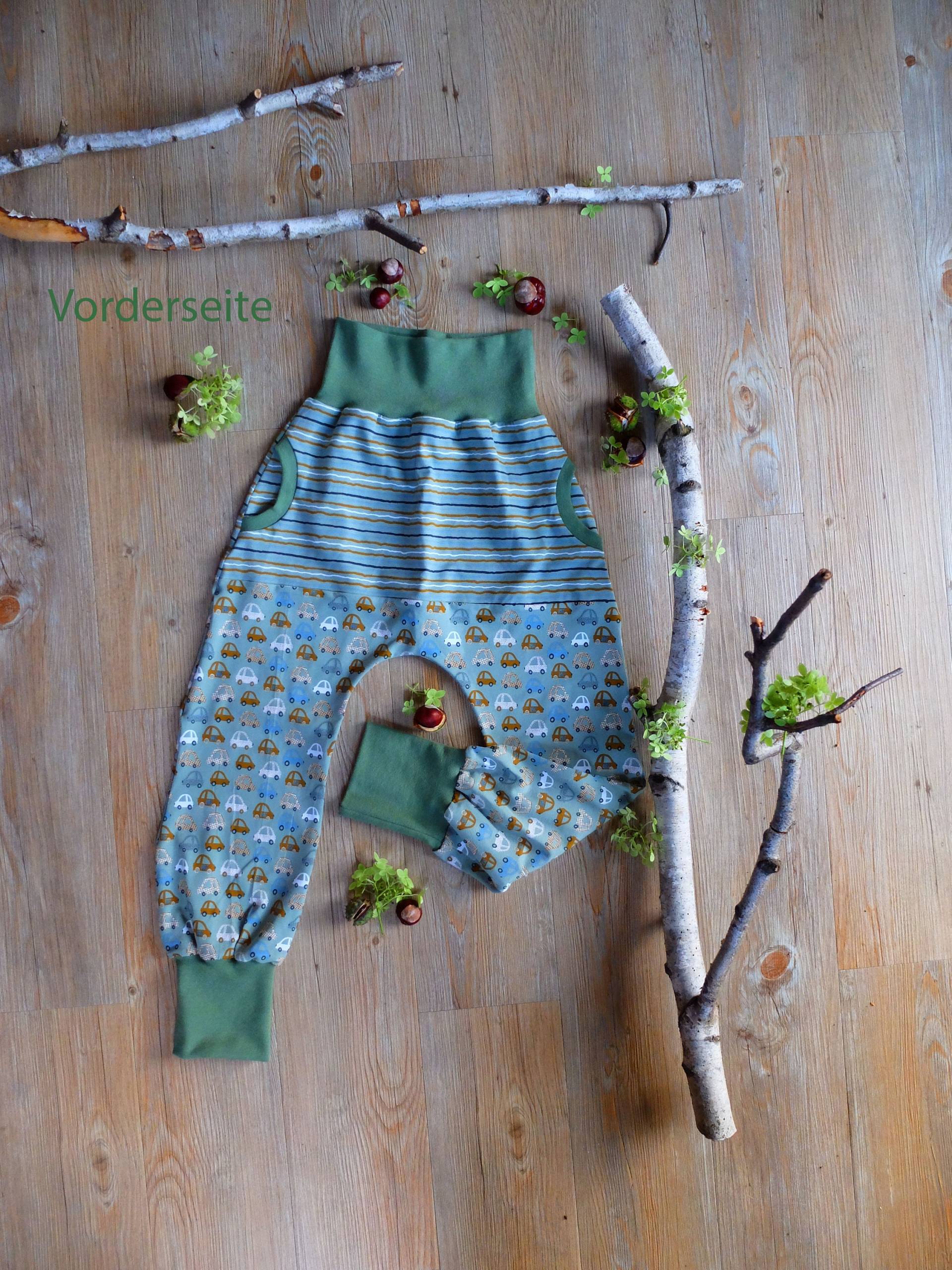 Gr. 56-62/68-74/80-86/134, Kinderpumphose, Autos Und Streifen, Grün/Weiß/Ocker, Mit Taschen, Junge, Jersey von HerzstichKreationen