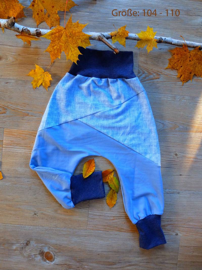 Größe 104 - 110, Kinderpumphose, Streifen, Blau, French Terry, Jungs, Mädchen von HerzstichKreationen